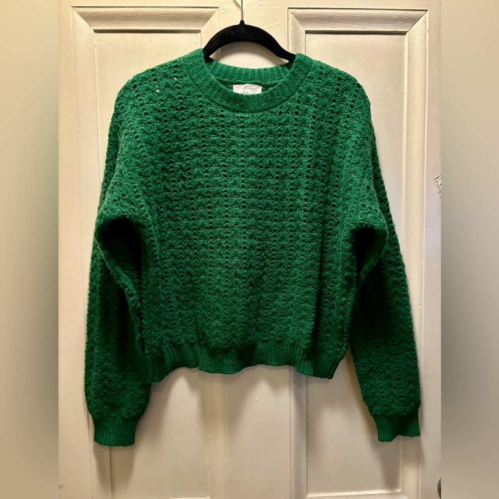 THE KORNER SWEATER, VERY GOOD CONDITION, SIZE M/L, green color